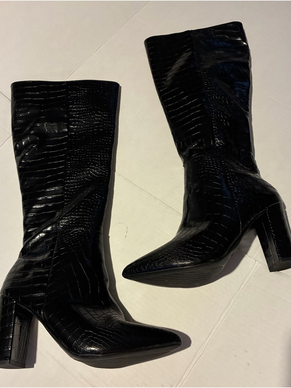 TOP Moda Black Croc-Embossed Pointed-Toe Mid-Calf Heel Boots